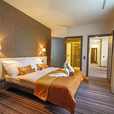Horizont Hotel 4*